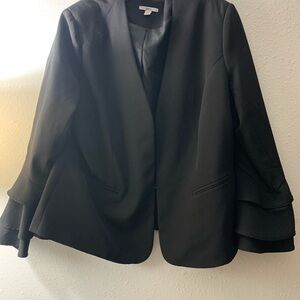 Bar III Elegant Black Blazer with Layered Sleeves